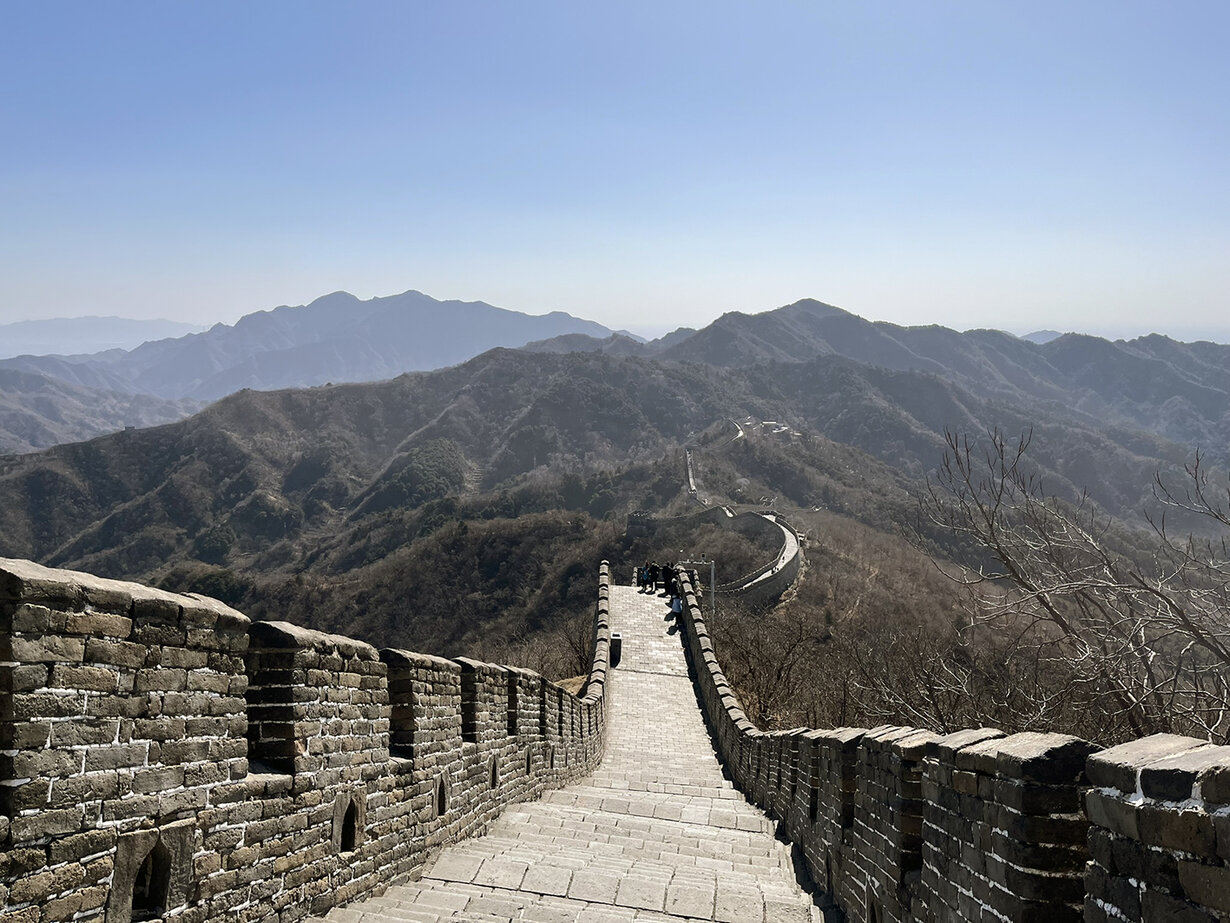 DD Praktikanten wandern auf der chinesischen Mauer