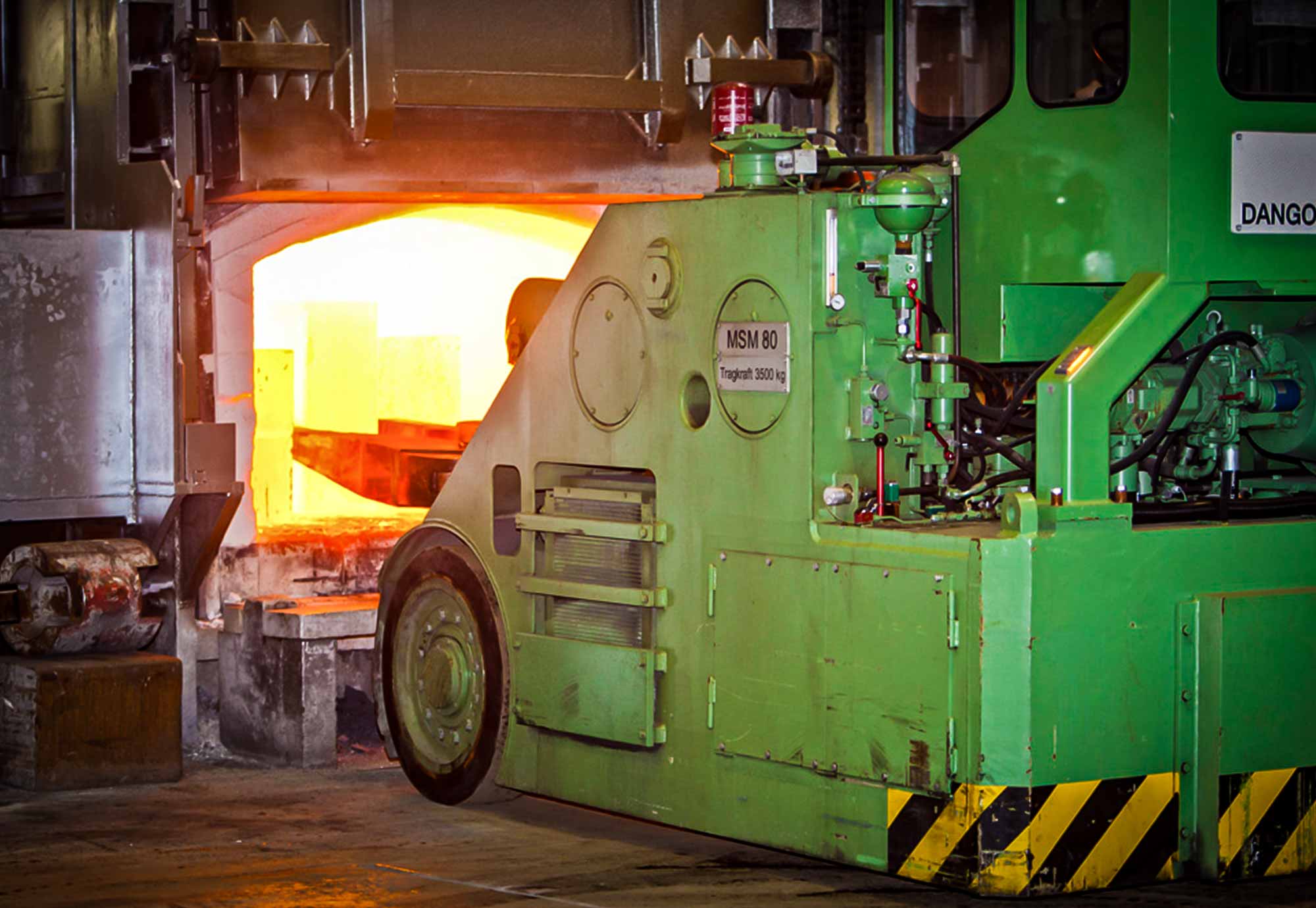 Mobile forging manipulator in use